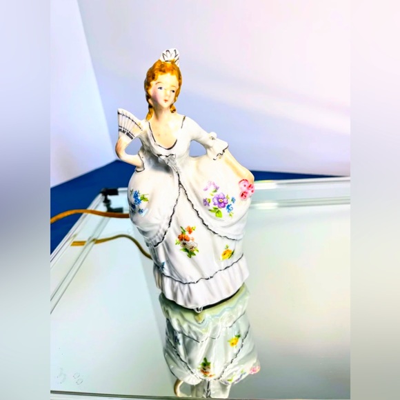 Victorian Style 1950s Era German Boudoir Perfume Lamp - Picture 1 of 12